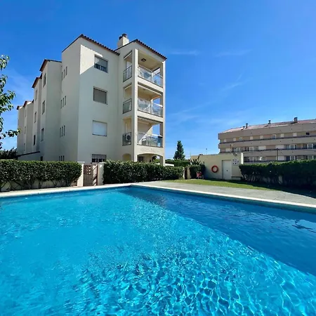 Near Els Griells With Pool 公寓