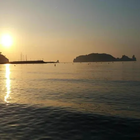 Near Els Griells With Pool 公寓 埃斯塔蒂特