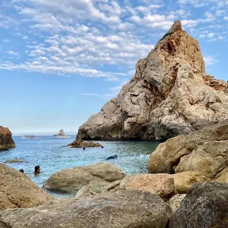 Near Els Griells With Pool * 埃斯塔蒂特